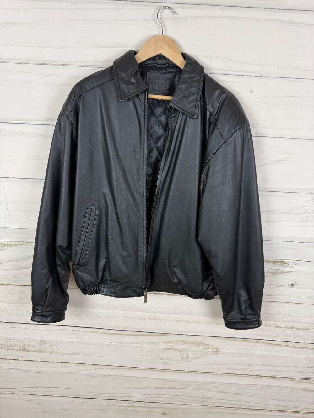Knightsbridge Men's Black Genuine Leather Quilted Liner Bomber Jacket